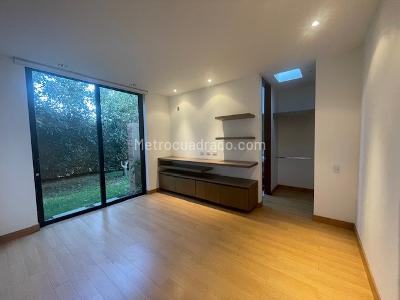 Casa de 4 alcobas en venta en Hacienda San Simon, Bogotá, 450 m² · foto 14 de 20