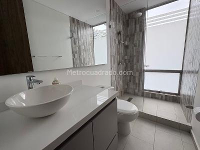 Casa de 5 alcobas en venta en Hacienda San Simon, Bogotá, 470 m² · foto 8 de 20