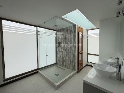 Casa de 5 alcobas en venta en Hacienda San Simon, Bogotá, 470 m² · foto 11 de 20