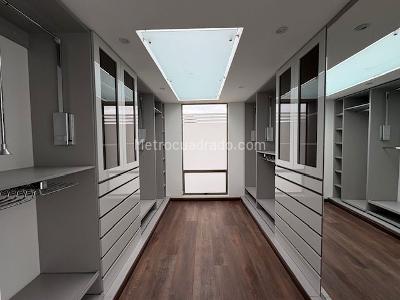 Casa de 5 alcobas en venta en Hacienda San Simon, Bogotá, 470 m² · foto 12 de 20