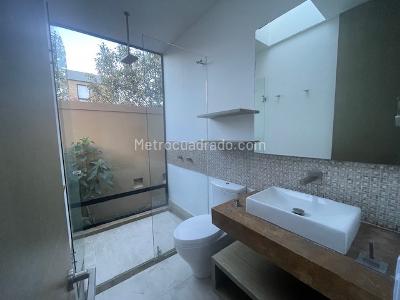 Casa de 4 alcobas en venta en Hacienda San Simon, Bogotá, 450 m² · foto 13 de 20