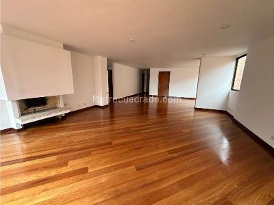 Apartamento de 3 alcobas en venta en Molinos Norte, Bogotá, 164 m² · foto 2 de 19