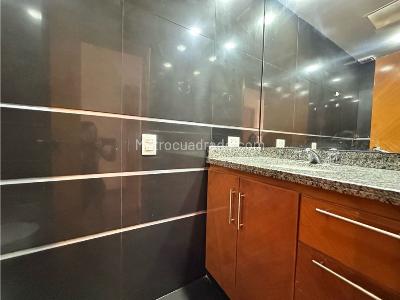 Apartamento de 3 alcobas en venta en Molinos Norte, Bogotá, 164 m² · foto 3 de 19
