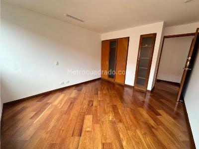 Apartamento de 3 alcobas en venta en Molinos Norte, Bogotá, 164 m² · foto 10 de 19