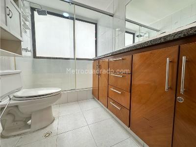 Apartamento de 3 alcobas en venta en Molinos Norte, Bogotá, 164 m² · foto 14 de 19