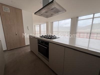 Apartamento de 3 alcobas en venta en La Castellana, Bogotá, 155 m² · foto 14 de 20