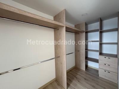 Apartamento de 3 alcobas en venta en La Castellana, Bogotá, 155 m² · foto 17 de 20
