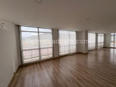 Apartamento de 3 alcobas en venta en La Castellana, Bogotá, 155 m² · foto 19 de 20