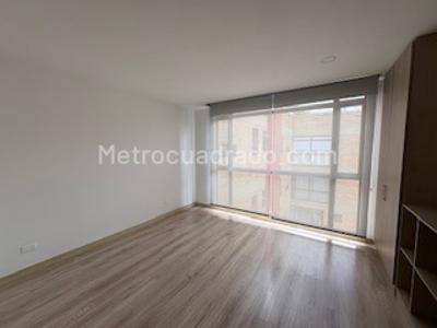 Apartamento de 3 alcobas en venta en La Castellana, Bogotá, 155 m² · foto 10 de 20