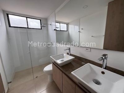 Apartamento de 3 alcobas en venta en La Castellana, Bogotá, 155 m² · foto 12 de 20