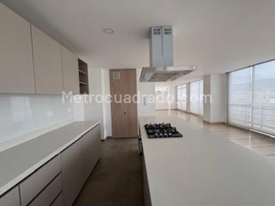 Apartamento de 3 alcobas en venta en La Castellana, Bogotá, 155 m² · foto 13 de 20