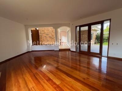 Casa de 4 alcobas en venta en Hacienda San Simon, Bogotá, 580 m² · foto 11 de 20