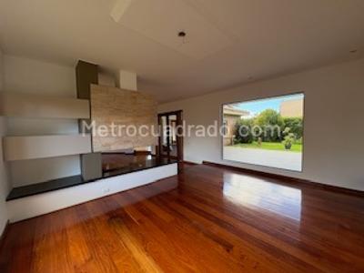 Casa de 4 alcobas en venta en Hacienda San Simon, Bogotá, 580 m² · foto 7 de 20