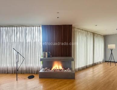 Casa de 4 alcobas en venta en San Jose De Bavaria, Bogotá, 650 m² · foto 4 de 20