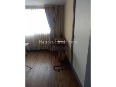 Casa de 3 alcobas en venta en Polo Club, Bogotá, 234 m² · foto 9 de 20