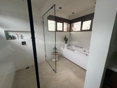 Casa de 5 alcobas en venta en Llano Grande, Rionegro, 450 m² · foto 19 de 20