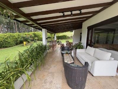 Casa de 5 alcobas en venta en Llano Grande, Rionegro, 450 m² · foto 10 de 20