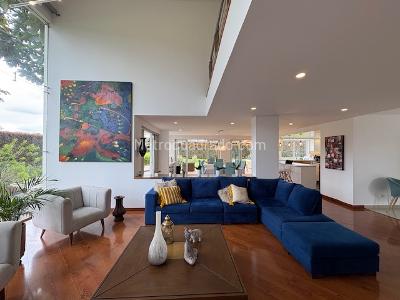 Casa de 4 alcobas en venta en Hacienda San Simon, Bogotá, 640 m² · foto 2 de 20
