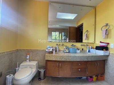 Casa de 3 alcobas en venta en Hacienda San Simon, Bogotá, 320 m² · foto 10 de 20