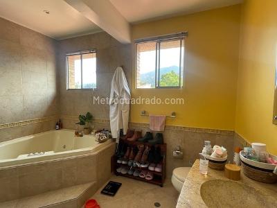 Casa de 3 alcobas en venta en Hacienda San Simon, Bogotá, 320 m² · foto 11 de 20