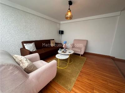Apartamento en venta en Santa Barbara Central, Bogotá · foto 8 de 19
