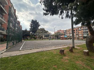 Apartamento en venta en Santa Barbara Central, Bogotá · foto 18 de 19