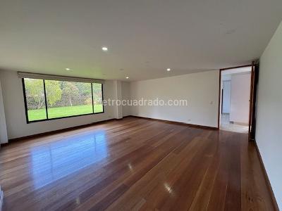 Casa de 5 alcobas en venta en Hacienda San Simon, Bogotá, 510 m² · foto 5 de 20