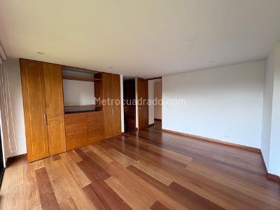 Casa de 5 alcobas en venta en Hacienda San Simon, Bogotá, 510 m² · foto 10 de 20