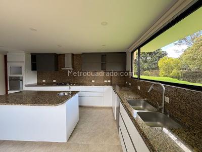Casa de 5 alcobas en venta en Hacienda San Simon, Bogotá, 510 m² · foto 7 de 20