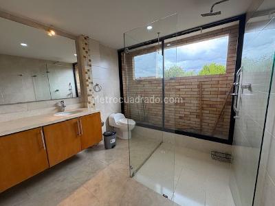 Casa de 5 alcobas en venta en Hacienda San Simon, Bogotá, 510 m² · foto 13 de 20