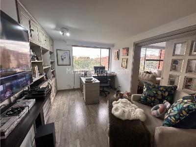 Apartamento de 3 alcobas en venta en Bella Suiza, Bogotá, 143 m² · foto 6 de 17