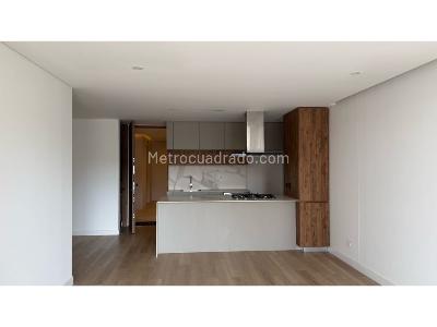 Apartamento de 2 alcobas en venta en Chico Navarra, Bogotá, 97 m² · foto 5 de 20