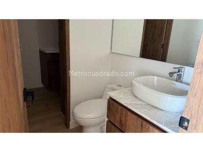 Apartamento de 2 alcobas en venta en Chico Navarra, Bogotá, 97 m² · foto 7 de 20