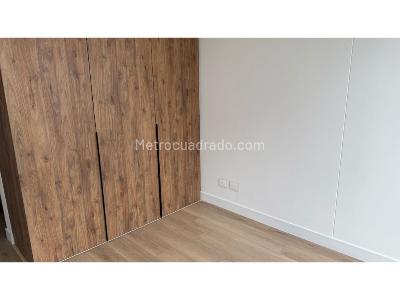 Apartamento de 2 alcobas en venta en Chico Navarra, Bogotá, 97 m² · foto 9 de 20