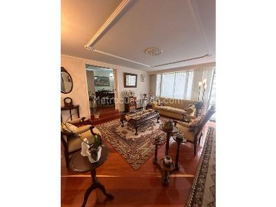 Apartamento en venta en Santa Barbara Central, Bogotá · foto 2 de 19