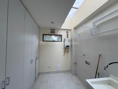 Casa de 5 alcobas en venta en San Sebastian, Bogotá, 430 m² · foto 7 de 20