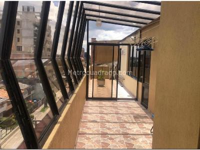 Apartamento de 3 alcobas en venta en Quinta Paredes, Bogotá, 115 m² · foto 9 de 10