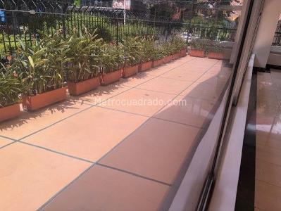 Apartamento de 3 alcobas en venta en Santa Teresita, Cali, 145 m² · foto 8 de 18
