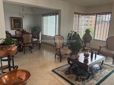 Apartamento de 3 alcobas en venta en Santa Teresita, Cali, 145 m² · foto 2 de 18