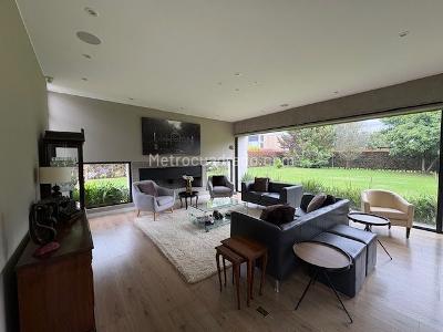Casa de 3 alcobas en venta en Hacienda San Simon, Bogotá, 330 m² · foto 3 de 20