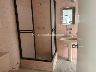 Apartamento de 3 alcobas en venta en Versalles, Cali, 293 m² · foto 13 de 19
