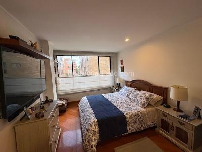 Apartamento en venta en Santa Barbara Central, Bogotá · foto 8 de 20