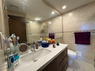 Apartamento en venta en Santa Barbara Central, Bogotá · foto 10 de 20