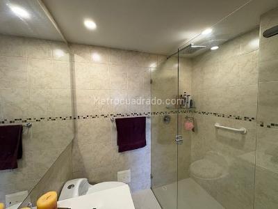 Apartamento en venta en Santa Barbara Central, Bogotá · foto 11 de 20