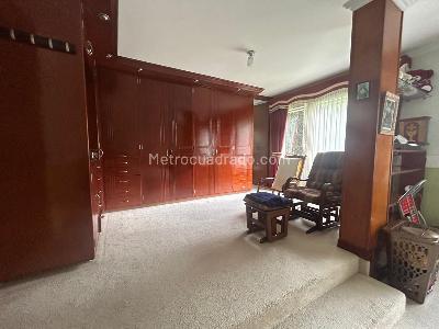Casa de 4 alcobas en venta en Hacienda San Simon, Bogotá, 320 m² · foto 5 de 20