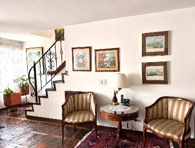 Casa en venta en Polo Club, Bogotá · foto 2 de 20