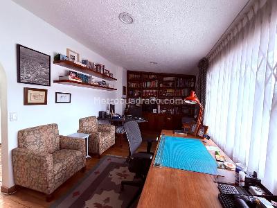 Casa en venta en Polo Club, Bogotá · foto 8 de 20