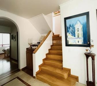Apartamento de 4 alcobas en venta en Bosque Medina, Bogotá, 300 m² · foto 12 de 19