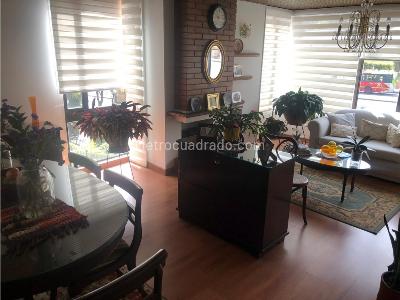 Apartamento de 3 alcobas en venta en Usaquen, Bogotá, 109 m² · foto 3 de 19