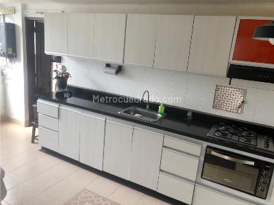 Apartamento de 3 alcobas en venta en Usaquen, Bogotá, 109 m² · foto 5 de 19